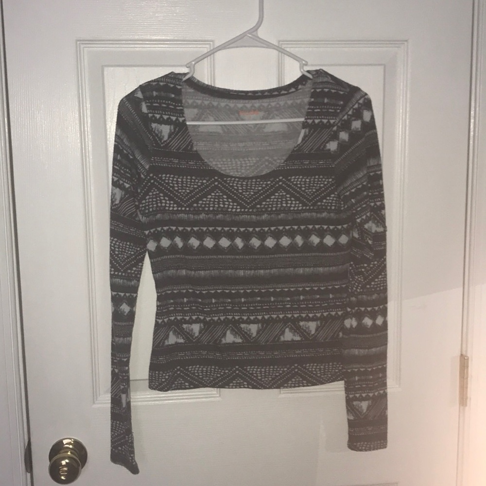 Tribal long sleeve top